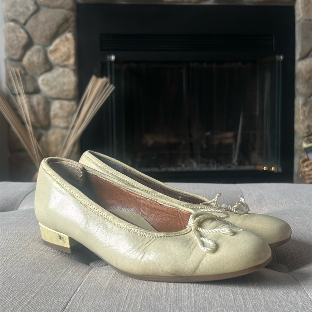 Ara Light Green Leather Ballet Flats with Rope Detail